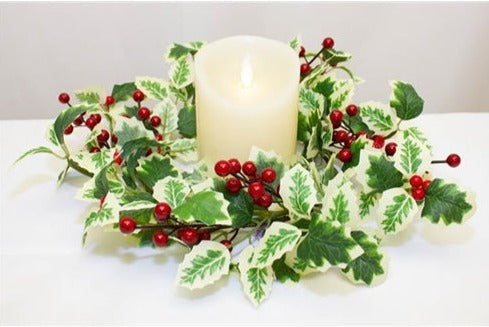 Variegated Holly Berry Candle Ring 16cm